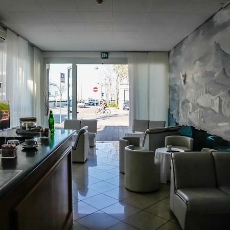 Hotel Venus Rimini Exteriér fotografie